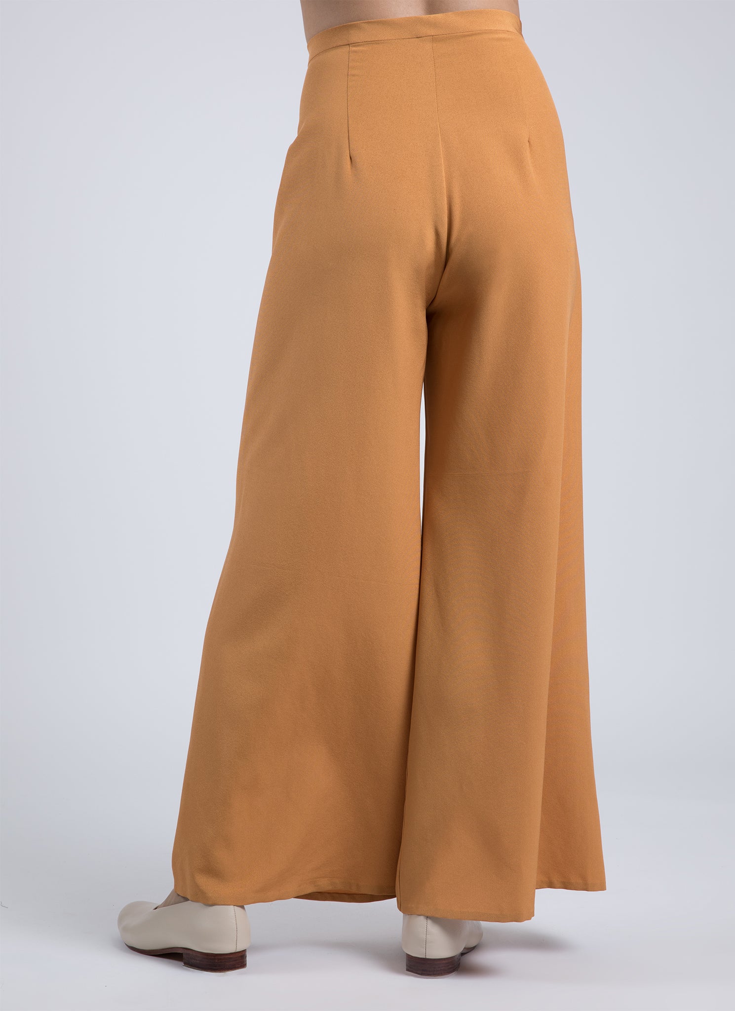 KAAREM - Song Tu Wide Leg Silk Pants 