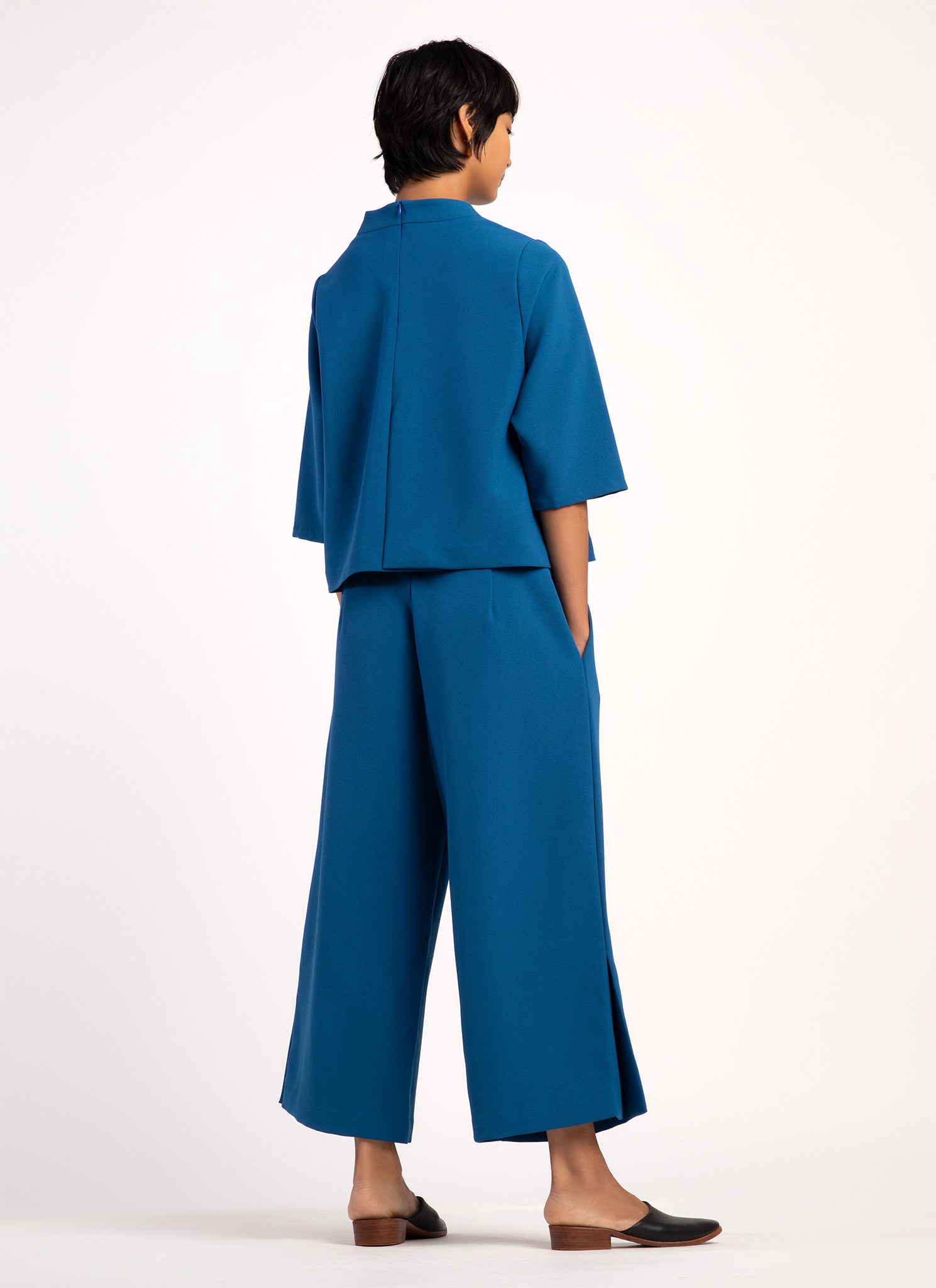 wide split leg pants