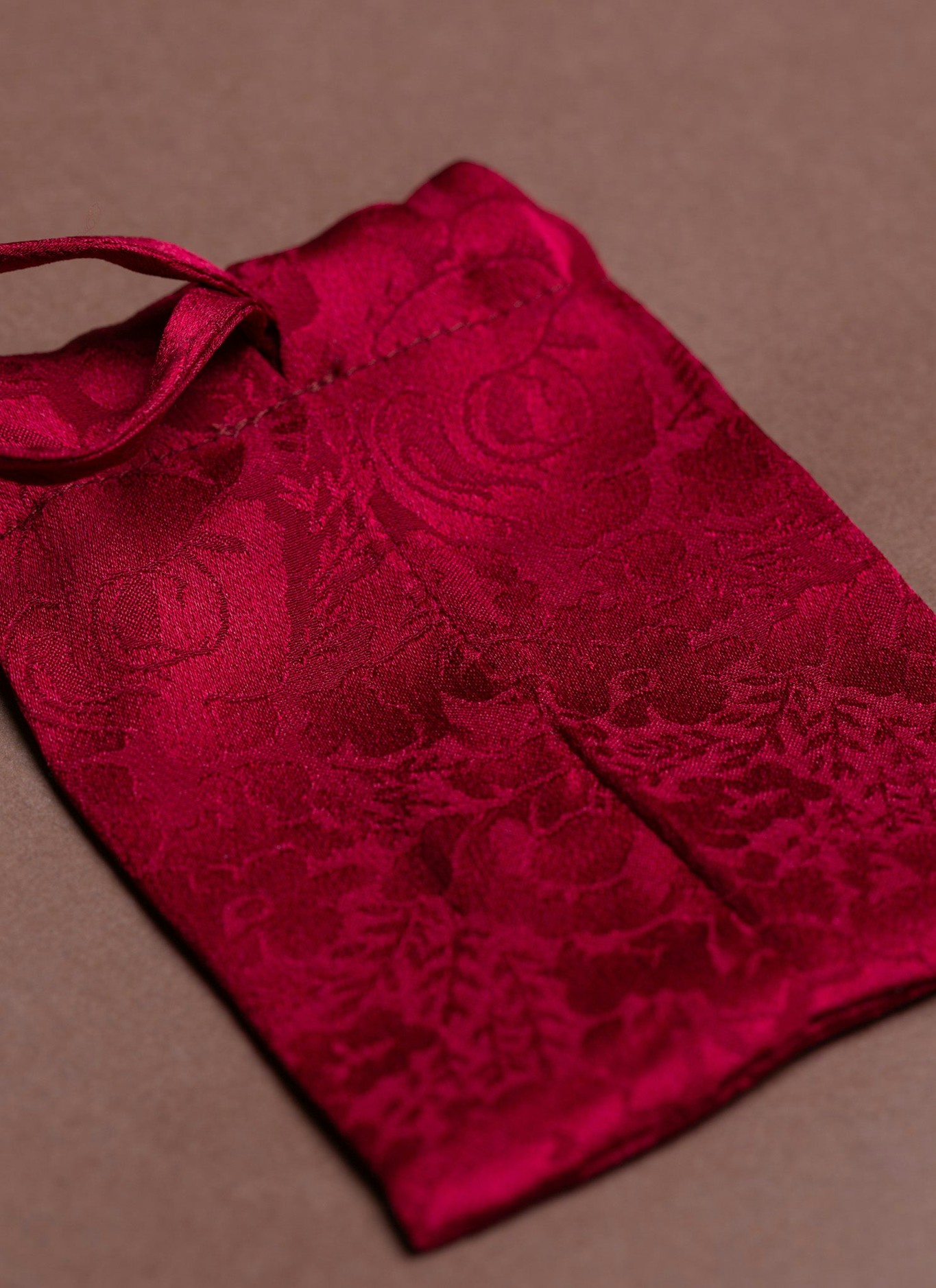 Kaarem Lucky Li Xi Silk Envelope Pouch Red Floral